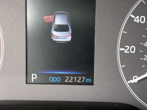 Used 2025 Toyota Corolla SE FWD image 19
