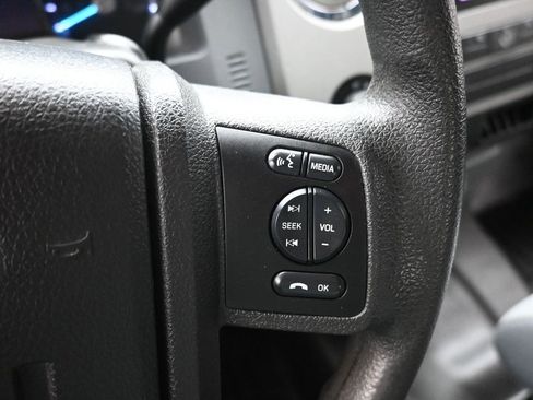 Used 2016 Ford F250 XLT w/ XLT Premium Package image 18