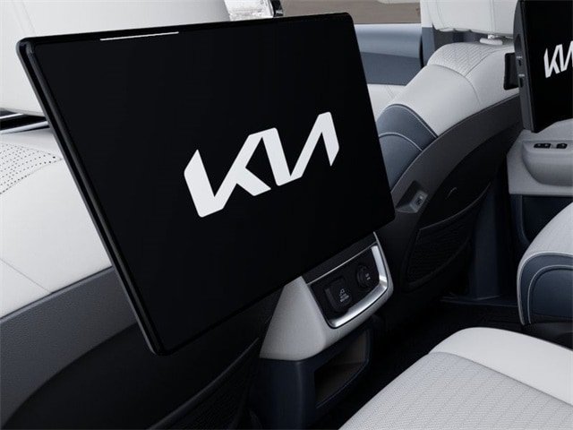 Used 2025 Kia Carnival SX Prestige FWD image 26