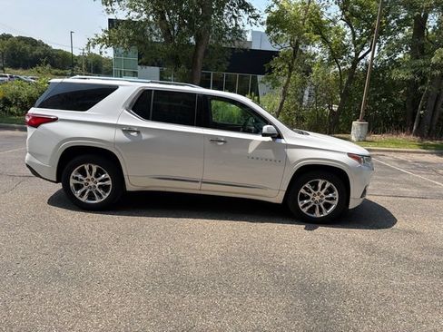 Used 2018 Chevrolet Traverse High Country w/ LPO, Floor Liner Package AWD/4WD image 13