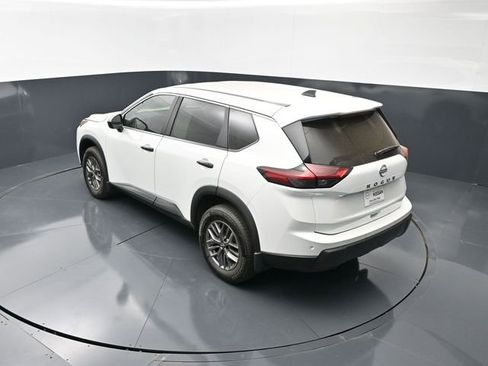 Certified 2025 Nissan Rogue S FWD image 15