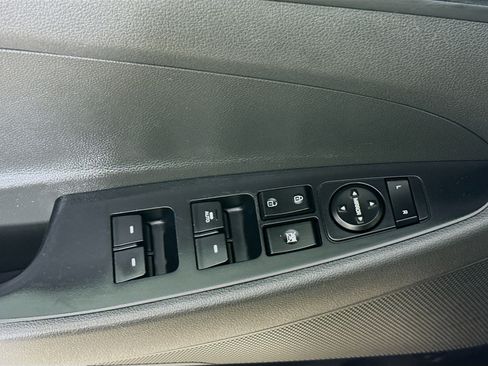 Used 2021 Hyundai Tucson Value image 20