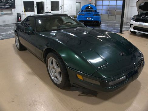 Used 1995 Chevrolet Corvette Coupe image 7