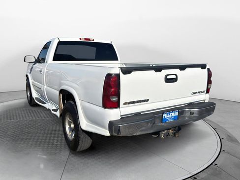 Used 2004 Chevrolet Silverado 1500 LS w/ Light Duty Power Package AWD/4WD image 8