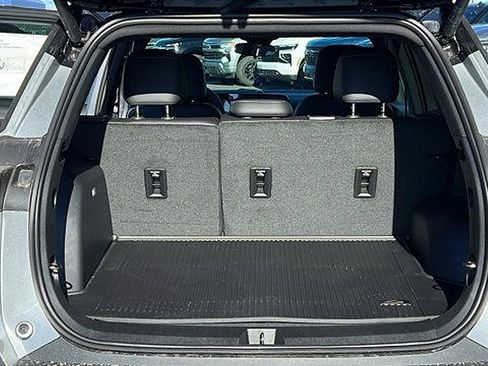 New 2026 Chevrolet Equinox LT w/ Convenience Package II image 11