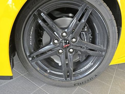 New 2026 Chevrolet Corvette Stingray Coupe w/ Battery Protection Package image 13