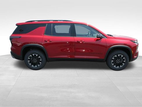 New 2026 Chevrolet Traverse Z71 w/ Driver Confidence Package AWD/4WD image 7