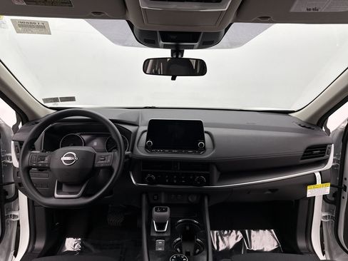 Used 2026 Nissan Rogue S image 14