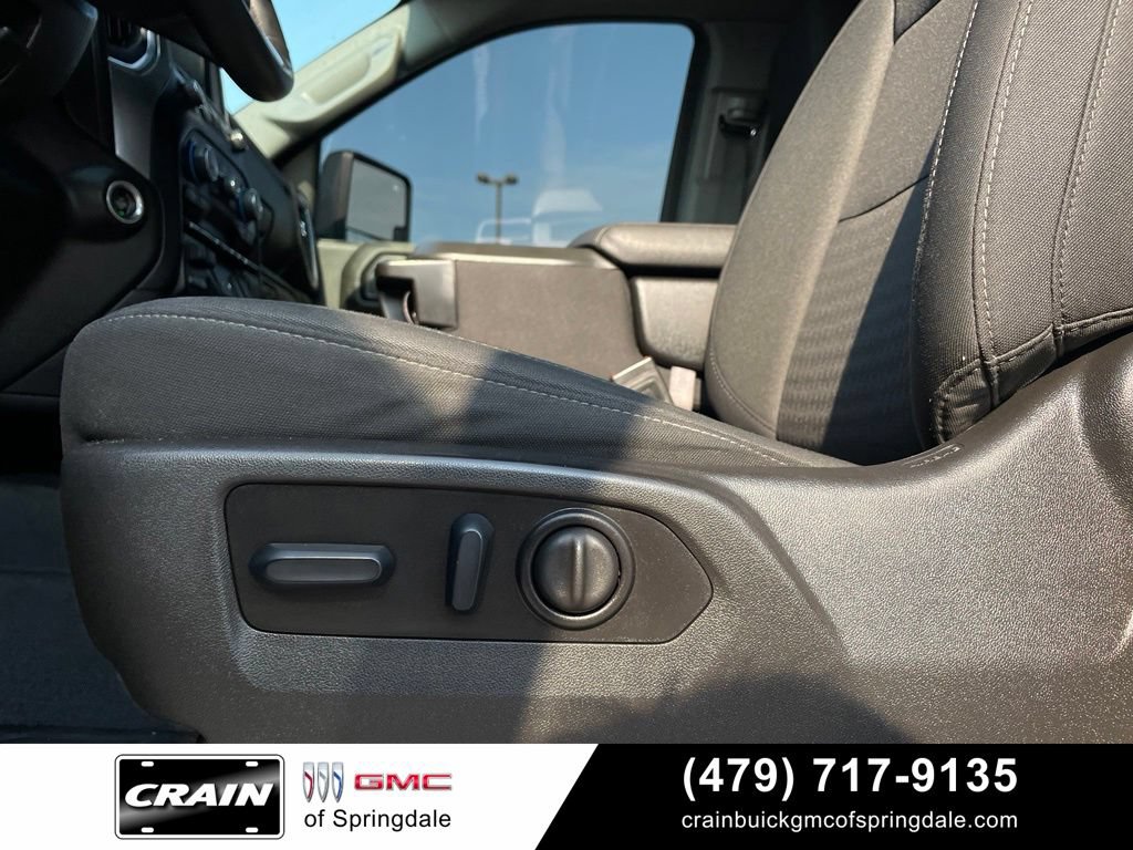 Used 2023 Chevrolet Silverado 2500 LT w/ Convenience Package AWD/4WD image 10