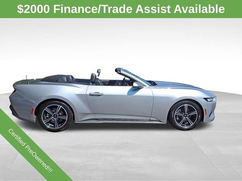 Used 2024 Ford Mustang Convertible RWD image 8