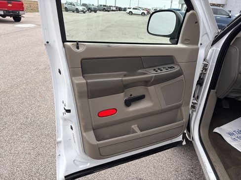 Used 2008 Dodge Ram 1500 Truck ST image 37