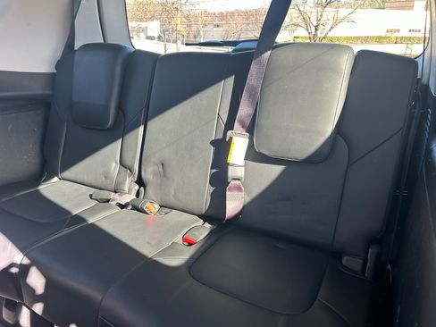 Used 2017 INFINITI QX80 4WD w/ Driver Assistance Package image 19