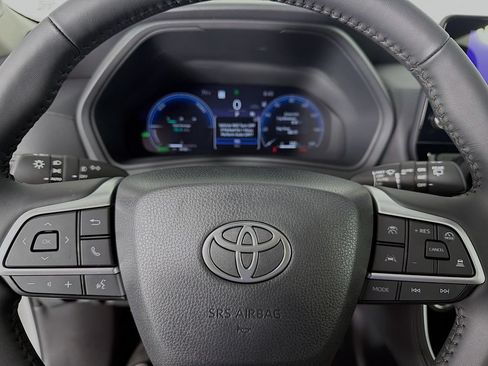 Used 2026 Toyota Grand Highlander AWD Hybrid image 16