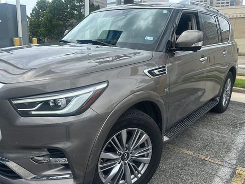 Used 2019 INFINITI QX80 Luxe RWD image 4