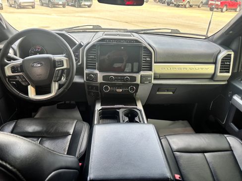 Used 2022 Ford F250 Lariat w/ Lariat Value Package image 13
