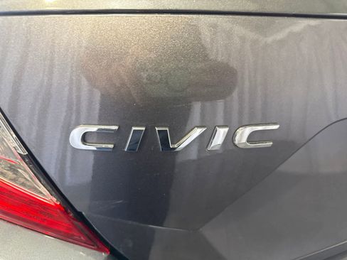 Used 2019 Honda Civic LX image 9