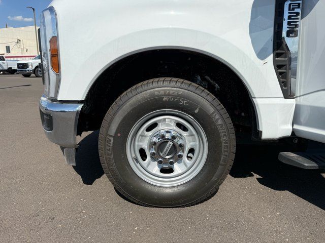 New 2026 Ford F250 XL w/ XL Chrome Package RWD image 25