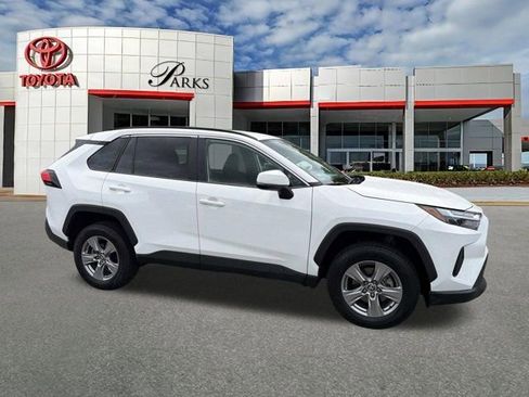 Certified 2024 Toyota RAV4 XLE FWD image 1