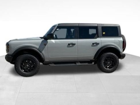 New 2026 Ford Bronco Badlands AWD/4WD image 3
