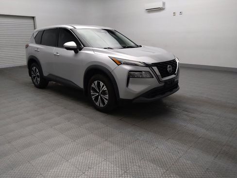 Used 2021 Nissan Rogue SV FWD image 13