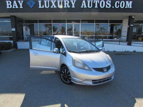 Used 2013 Honda Fit image 29