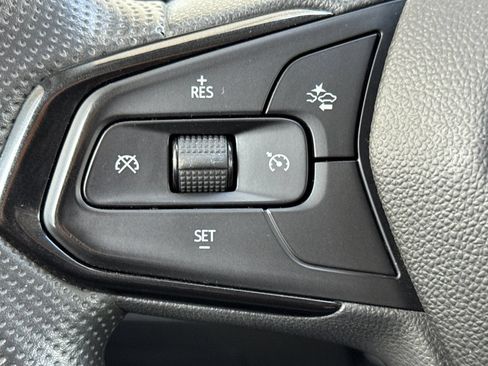 Used 2024 Chevrolet Trax LS FWD image 24