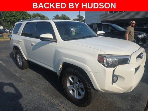 Used 2017 Toyota 4Runner SR5 RWD image 3