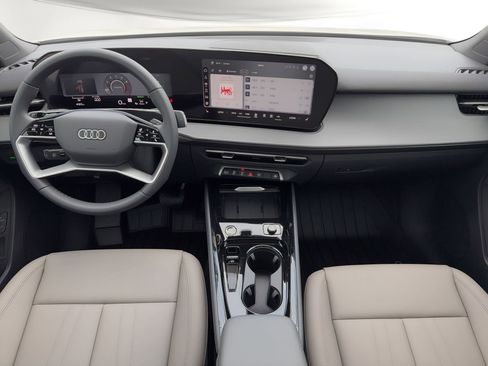 New 2026 Audi Q3 quattro 2.0T w/ Driver Assistance Package AWD/4WD image 16