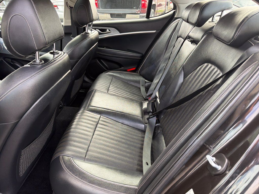 Used 2019 Genesis G70 2.0T Advanced w/ Elite Package AWD/4WD image 16
