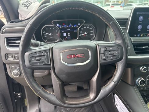 Used 2021 GMC Yukon AT4 w/ Rear Media and Nav Package AWD/4WD image 11