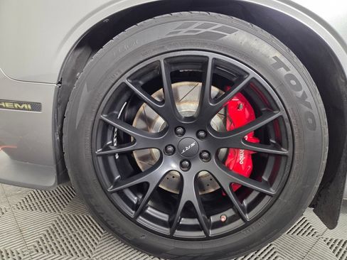 Used 2016 Dodge Challenger SRT Hellcat RWD image 8