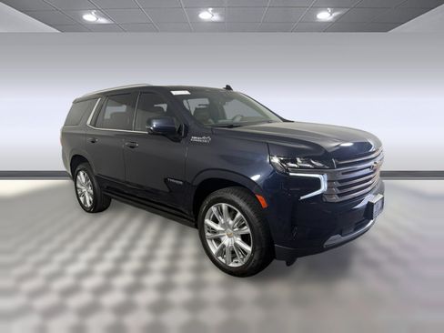 Used 2023 Chevrolet Tahoe High Country w/ Premium Package AWD/4WD image 7