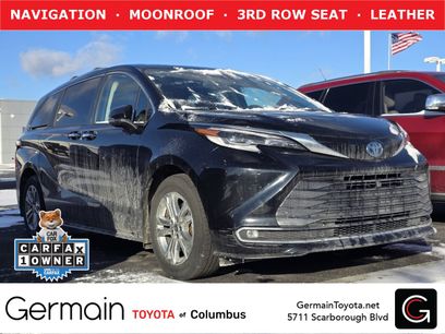 Used 2022 Toyota Sienna Platinum
