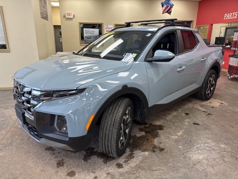Used 2024 Hyundai Santa Cruz Limited AWD/4WD image 3