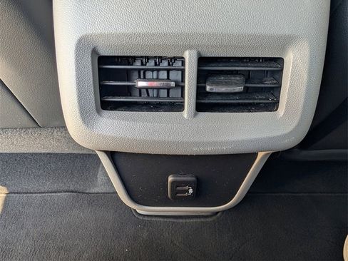 Used 2019 GMC Terrain SLT w/ Preferred Package image 22