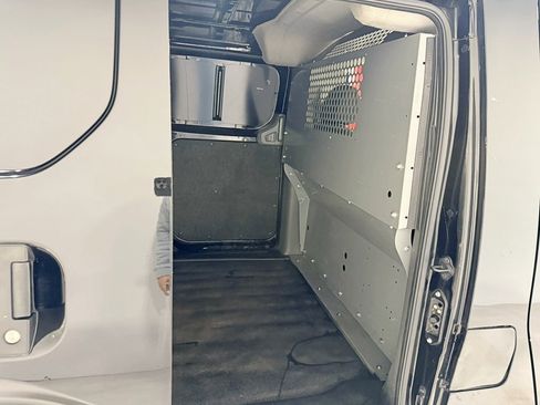 Used 2019 Nissan NV200 SV w/ Navigation Package image 35