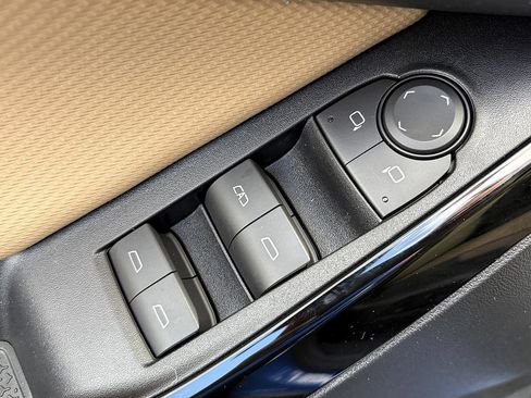 New 2026 Chevrolet Equinox ACTIV image 15