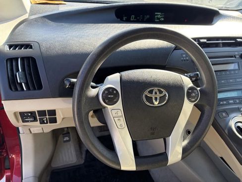 Used 2011 Toyota Prius Three image 11