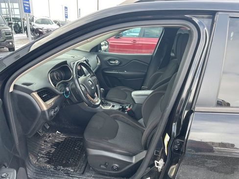 Used 2016 Jeep Cherokee 75th Anniversary image 20