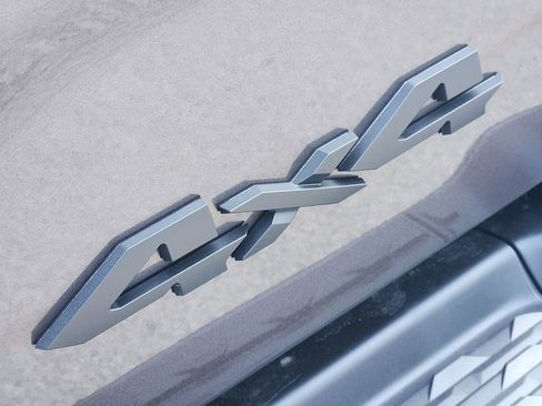 New 2026 RAM 2500 Tradesman AWD/4WD image 7