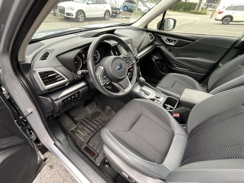 Certified 2022 Subaru Forester Premium image 6
