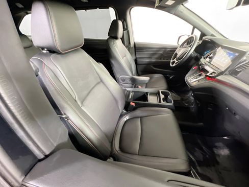 Used 2023 Honda Odyssey Sport image 28