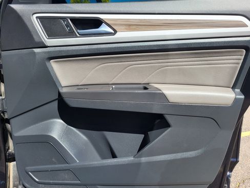 Used 2022 Volkswagen Atlas SEL image 17