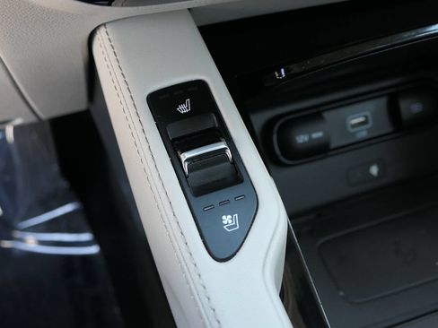 Used 2021 Kia Telluride EX FWD image 22