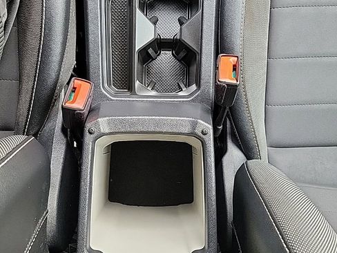 Certified 2022 Volkswagen Taos SE image 12