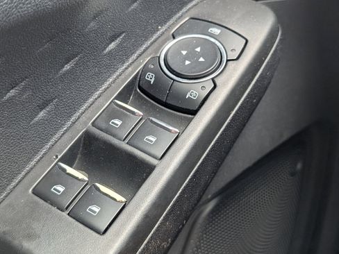 Used 2020 Ford Escape SE FWD image 19