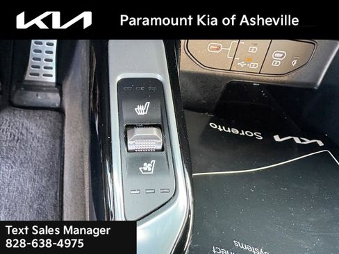 Certified 2025 Kia Sorento SX Prestige w/ Olive Brown Leather Package image 16