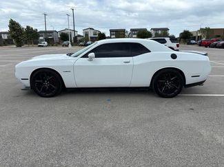 Used 2022 Dodge Challenger R/T w/ Blacktop Package RWD video 2