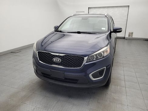 Used 2018 Kia Sorento FWD image 15