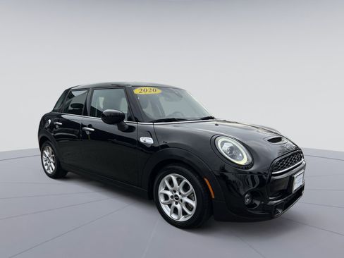 Used 2020 MINI Cooper S image 11
